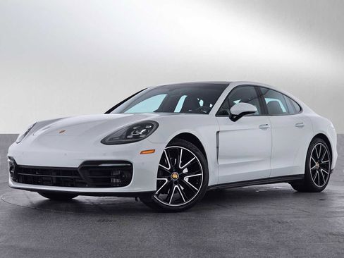 Used 2023 Porsche Panamera Platinum Edition image 1