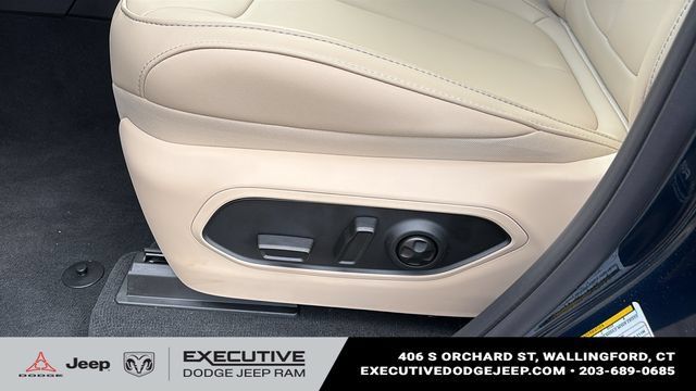 New 2026 Jeep Grand Cherokee L Limited AWD/4WD image 10