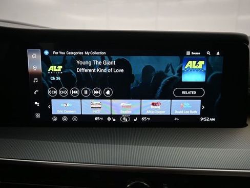 Used 2025 Nissan Murano SL AWD/4WD image 15