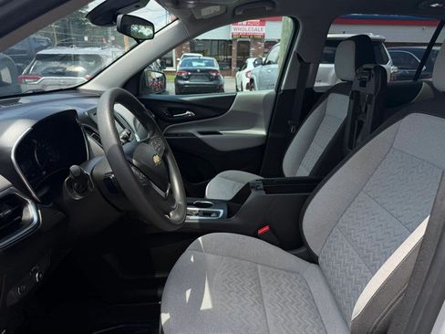 Used 2022 Chevrolet Equinox LS w/ LS Convenience Package FWD image 15