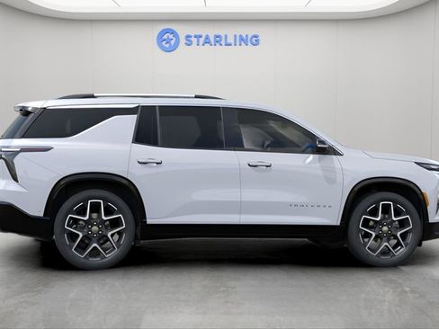 New 2026 Chevrolet Traverse High Country FWD image 4