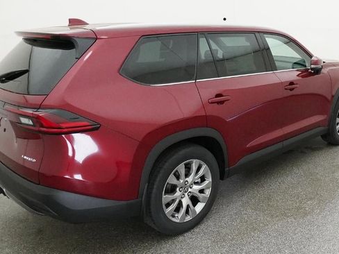 New 2026 Toyota Grand Highlander Limited image 9