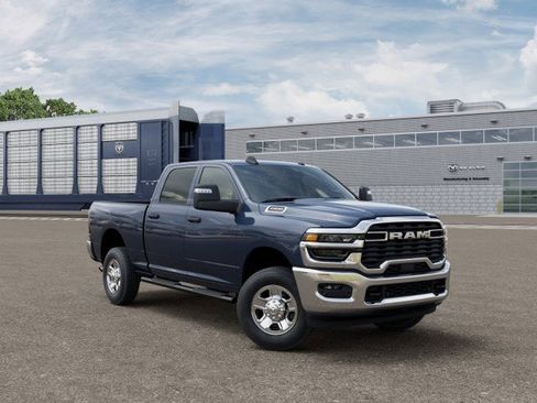 New 2026 RAM 2500 Tradesman AWD/4WD image 5