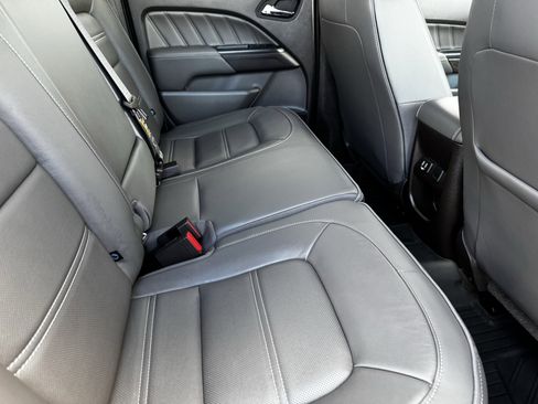 Used 2022 GMC Canyon Denali image 14