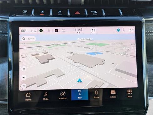 Used 2024 Jeep Grand Cherokee Limited image 13