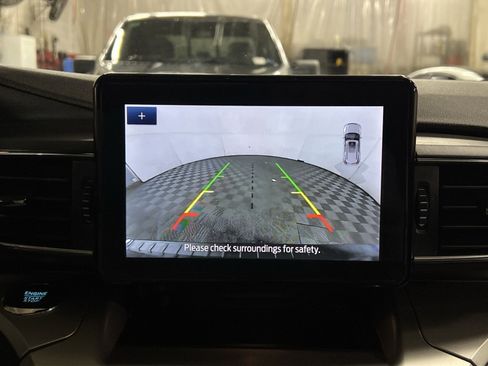 Used 2022 Ford Explorer XLT w/ Equipment Group 202A image 19