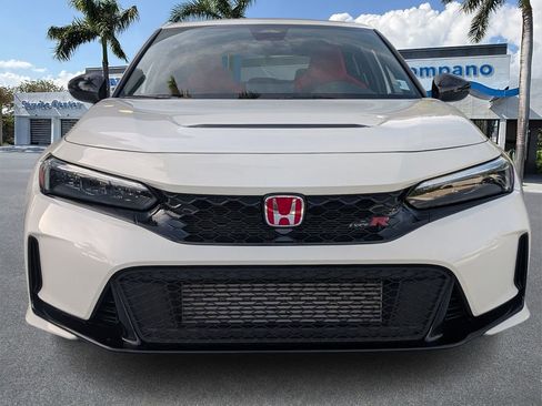 Certified 2025 Honda Civic Type R image 2