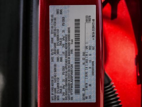 Used 2025 Ford F150 Lariat w/ Equipment Group 502A High image 41