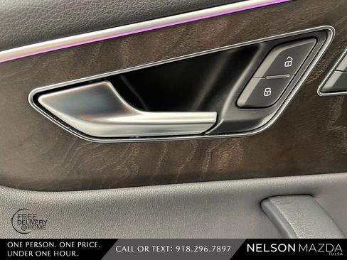 Used 2019 Audi Q8 Premium Plus w/ Premium Plus image 21