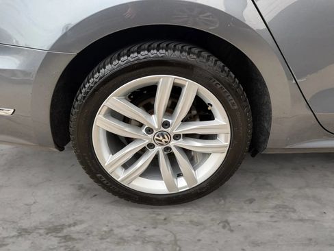 Used 2019 Volkswagen Passat 2.0T Wolfsburg FWD image 45