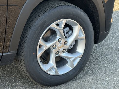 New 2026 Chevrolet Trax LS w/ LS Convenience Package image 28
