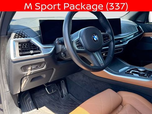 Used 2025 BMW X5 sDrive40i w/ M Sport Package RWD image 9