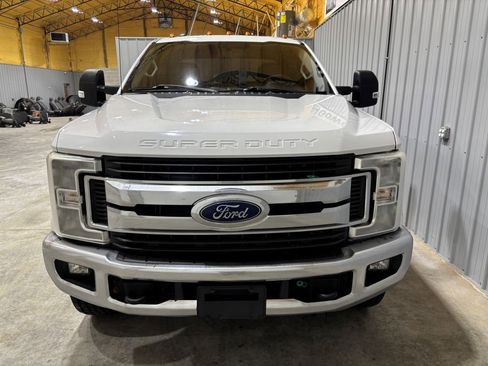 Used 2018 Ford F250 XLT w/ XLT Value Package image 7