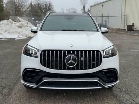 Used 2025 Mercedes-Benz GLS 63 AMG 4MATIC image 5