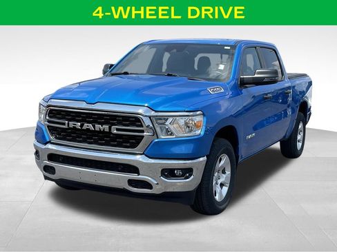 Used 2023 RAM 1500 Big Horn AWD/4WD image 3