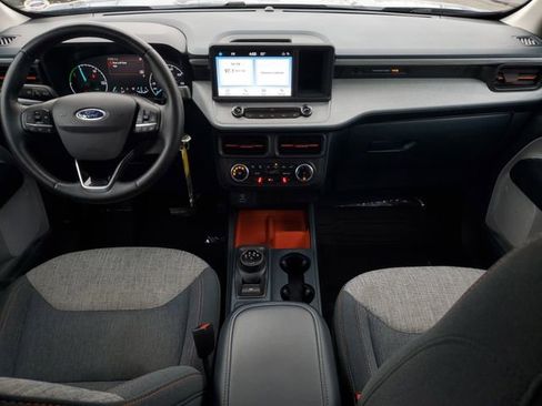 Certified 2024 Ford Maverick XLT w/ XLT Luxury Package image 25