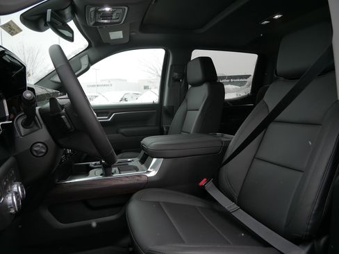 New 2026 GMC Sierra 1500 SLT w/ SLT Premium Plus Package image 4