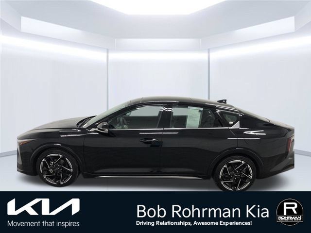 Used 2025 Kia K4 GT-Line w/ GT-Line Premium Package FWD image 2