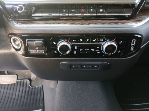 Certified 2024 GMC Sierra 2500 SLE w/ SLE Convenience Package image 36