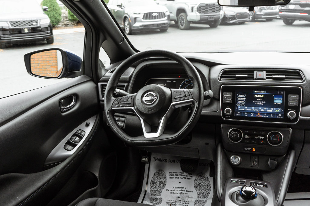 Used 2025 Nissan Leaf S FWD image 11