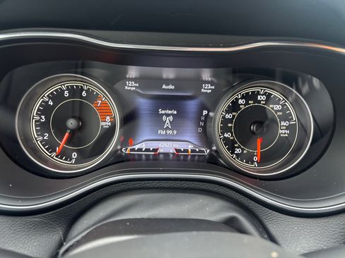 Used 2021 Jeep Cherokee Latitude Lux 80th Anniv w/ Quick Order Package 26U 80TH image 13