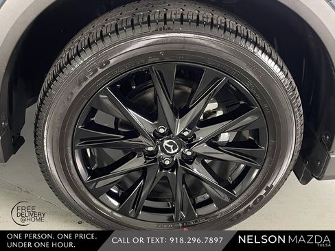 Used 2025 MAZDA CX-5 Carbon Edition image 14