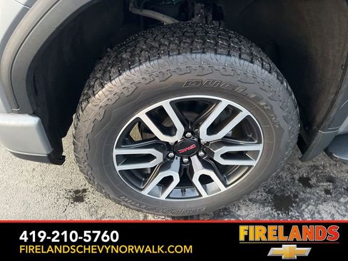 Used 2023 GMC Sierra 1500 AT4 w/ AT4 Preferred Package image 22