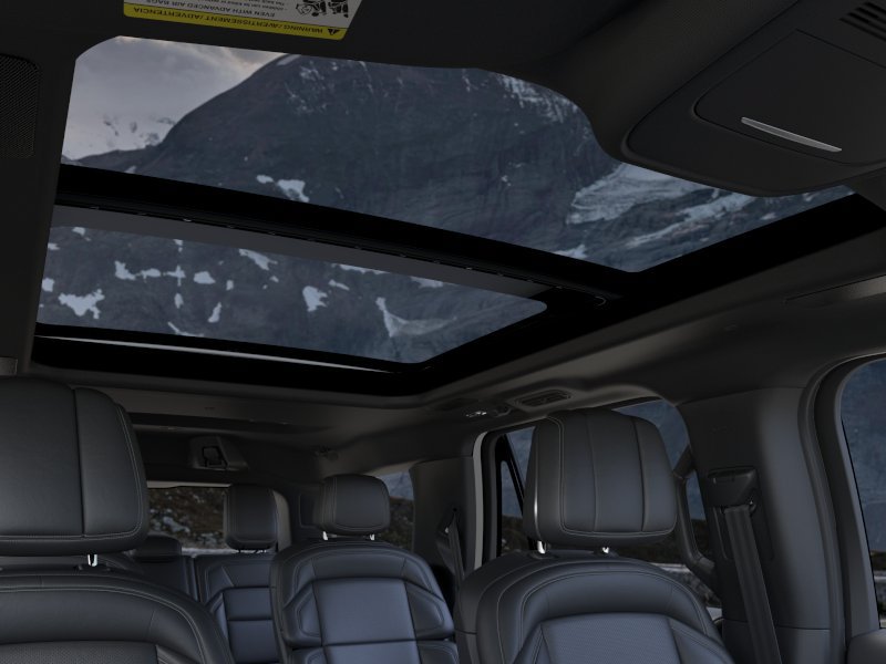 New 2026 Lincoln Navigator Reserve w/ Jet Appearance Package AWD/4WD image 22