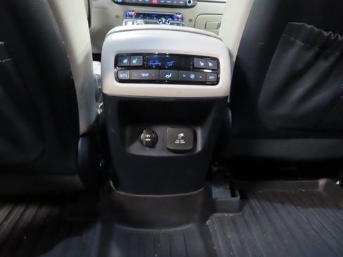 Used 2023 Hyundai Palisade Limited image 23