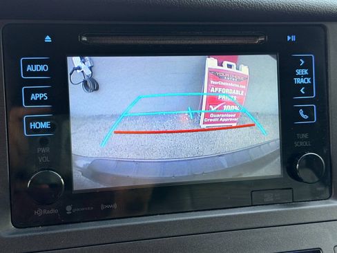 Used 2016 Toyota Sienna XLE Premium AWD/4WD image 44
