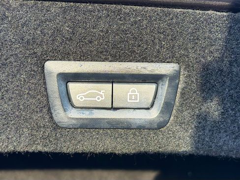 Used 2020 BMW 740i w/ Cold Weather Package RWD image 13