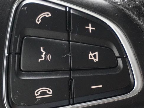 Used 2018 Mercedes-Benz CLA 250 image 23