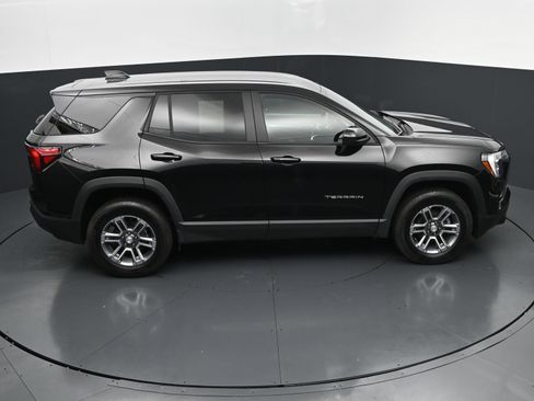 Used 2025 GMC Terrain Elevation AWD/4WD image 33