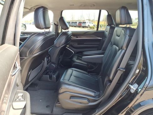 Used 2021 Jeep Grand Cherokee L Limited image 5