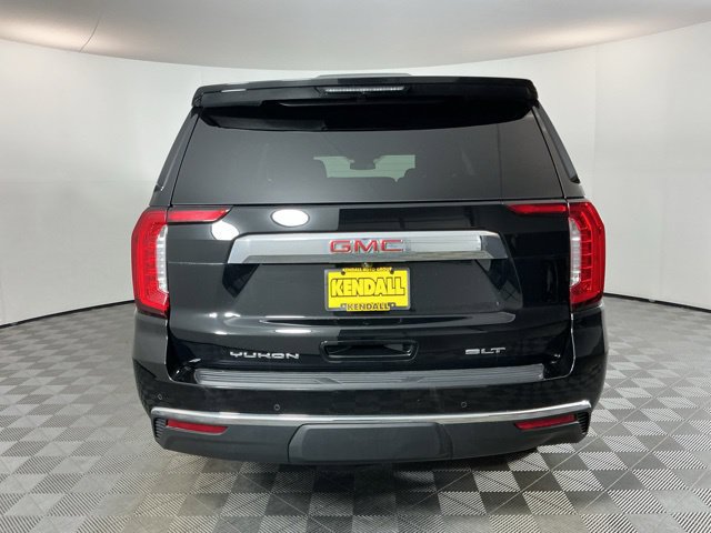 Used 2023 GMC Yukon XL SLT w/ SLT Premium Package AWD/4WD image 5