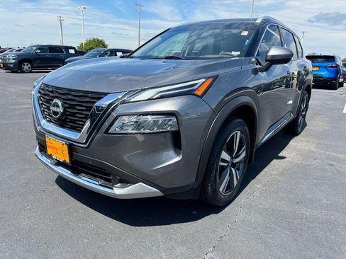 Certified 2023 Nissan Rogue Platinum w/ Platinum Premium Package FWD image 8