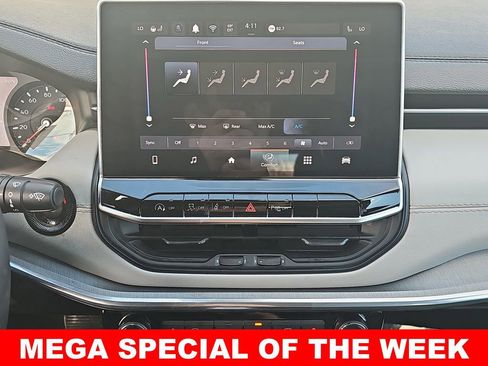 Used 2024 Jeep Compass Limited image 20