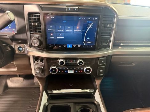 Used 2025 Ford F250 King Ranch w/ Chrome Package AWD/4WD image 20