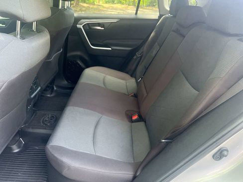 Used 2025 Toyota RAV4 XLE w/ Convenience Package AWD/4WD image 22
