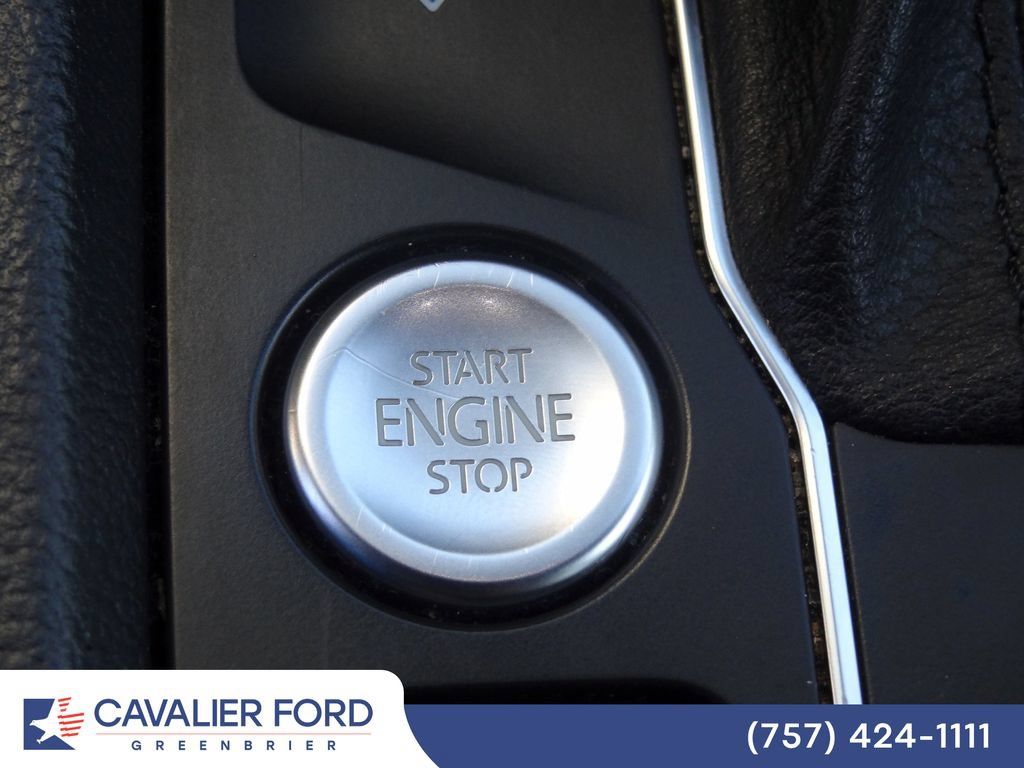 Used 2020 Volkswagen Atlas Cross Sport SEL AWD/4WD image 15