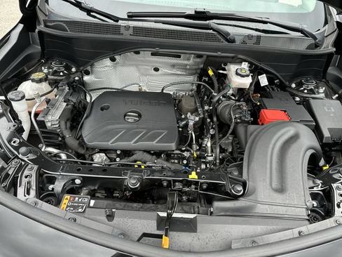 Certified 2025 Buick Encore GX Avenir w/ Avenir Technology Package FWD image 20