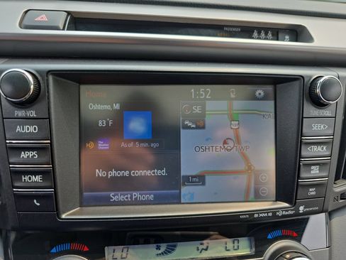 Certified 2018 Toyota RAV4 XLE AWD/4WD image 27