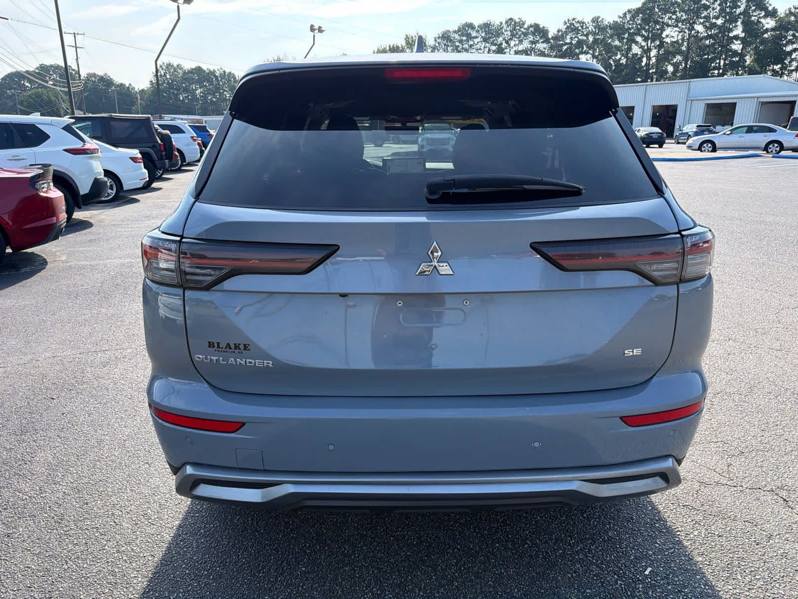 Used 2025 Mitsubishi Outlander SE FWD image 4