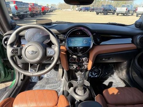 Used 2024 MINI Cooper S image 12