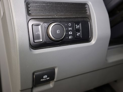 Used 2023 Ford F250 XLT w/ FX4 Off-Road Package image 40