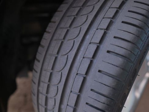 Used 2004 Porsche 911 Carrera image 38