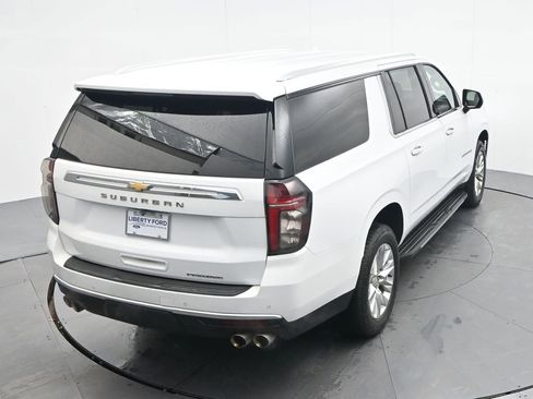 Used 2023 Chevrolet Suburban Premier image 28