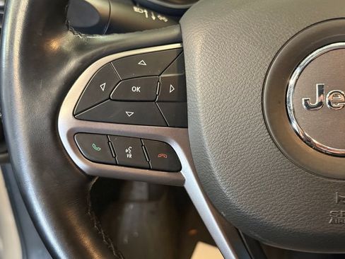 Used 2021 Jeep Cherokee Latitude Lux AWD/4WD image 11