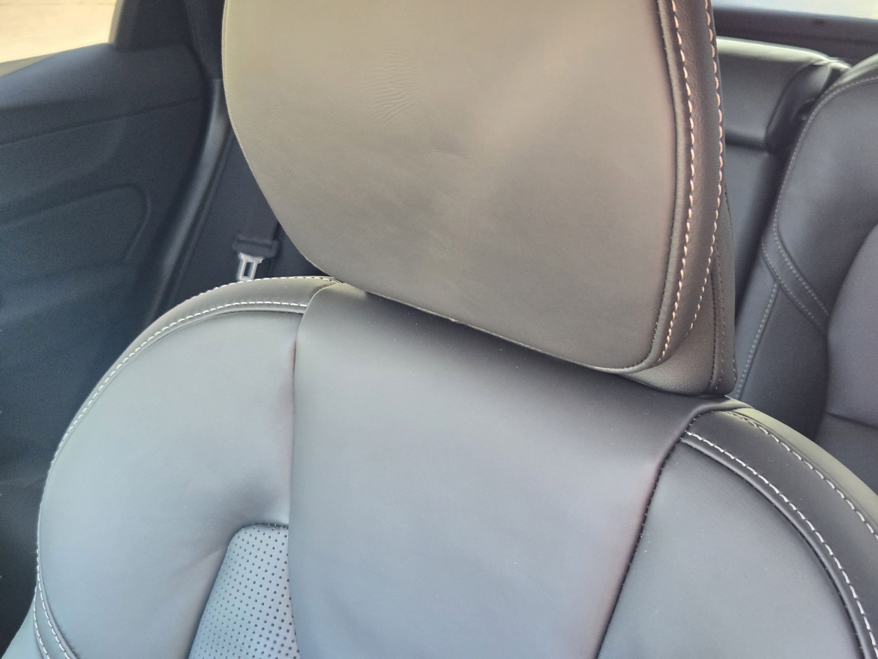 Used 2026 Volvo XC60 B5 Ultra w/ Protection Package Premier AWD/4WD image 18