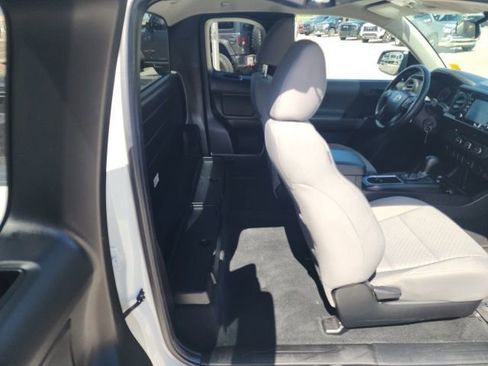 Used 2022 Toyota Tacoma SR image 21